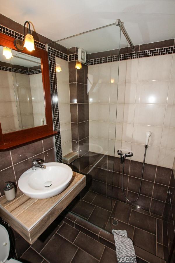 Xenonas Apollon Aparthotel Sarti Ngoại thất bức ảnh