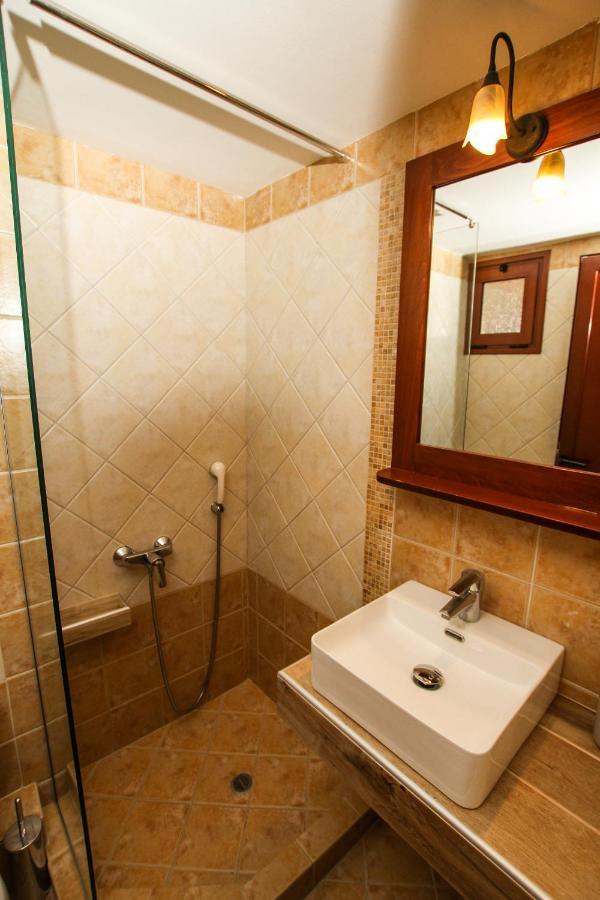 Xenonas Apollon Aparthotel Sarti Ngoại thất bức ảnh